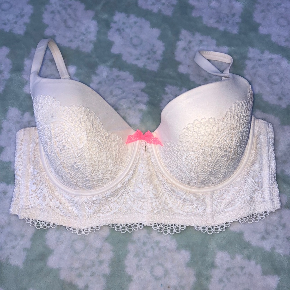 VS Coconut White Body By Victoria LongLine Demi